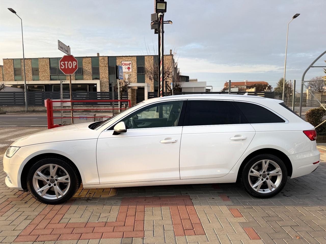 Audi A4 Avant 2.0 TDI 150 CV ultra S tronic Sport