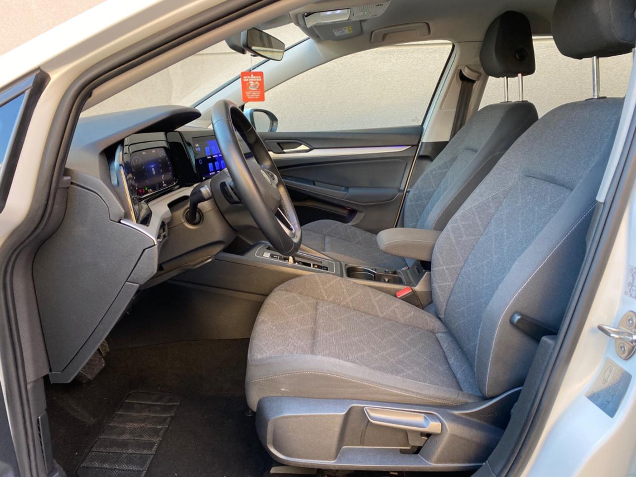 Volkswagen Golf Variant 1.0 eTSI EVO DSG Life