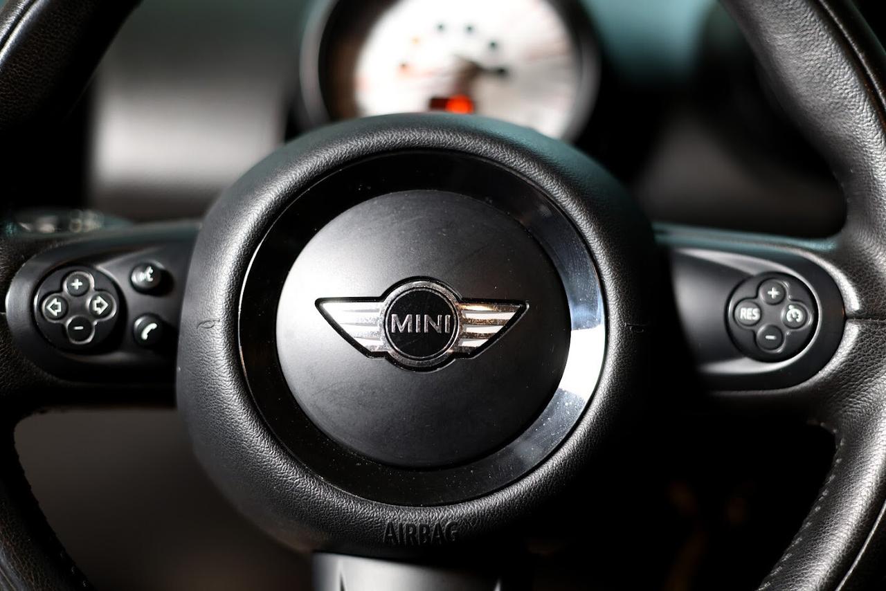 Mini Cooper D Countryman 1.6 Business auto pari al nuovo