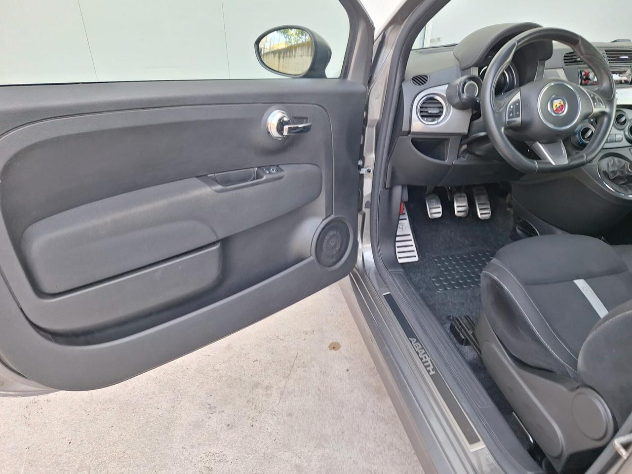 Abarth 595 1.4 Turbo T-Jet 140 CV