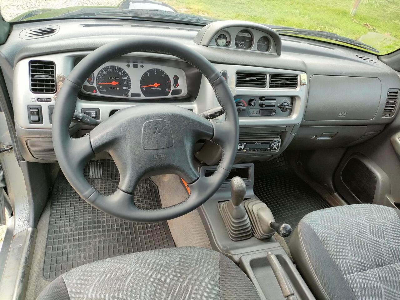 Mitsubishi L200 2.5 TDI 4WD Club Cab GLS Targ.