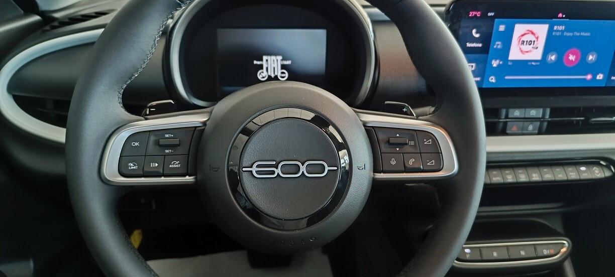 Fiat 600 Hybrid 100 CV DCT MHEV