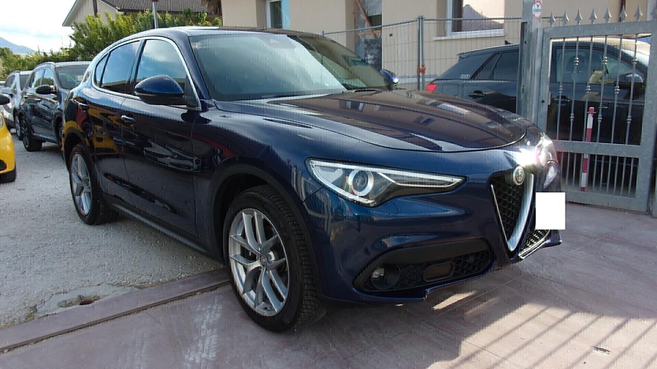 Alfa Romeo Stelvio 2.2 Turbodiesel 210 CV AT8 Q4 Executive