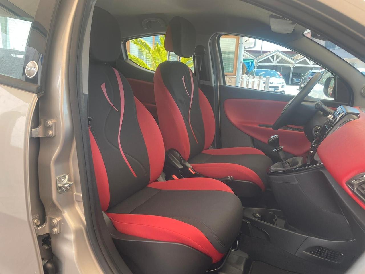 Lancia Ypsilon 0.9 TwinAir 85 CV 5 porte Metano Ecochic Gold