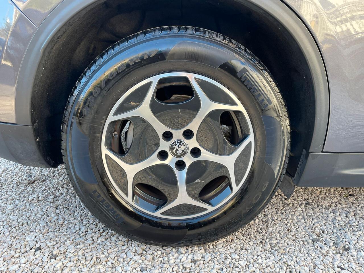 Alfa Romeo Stelvio 2.2 Turbodiesel 160CV Business 2022