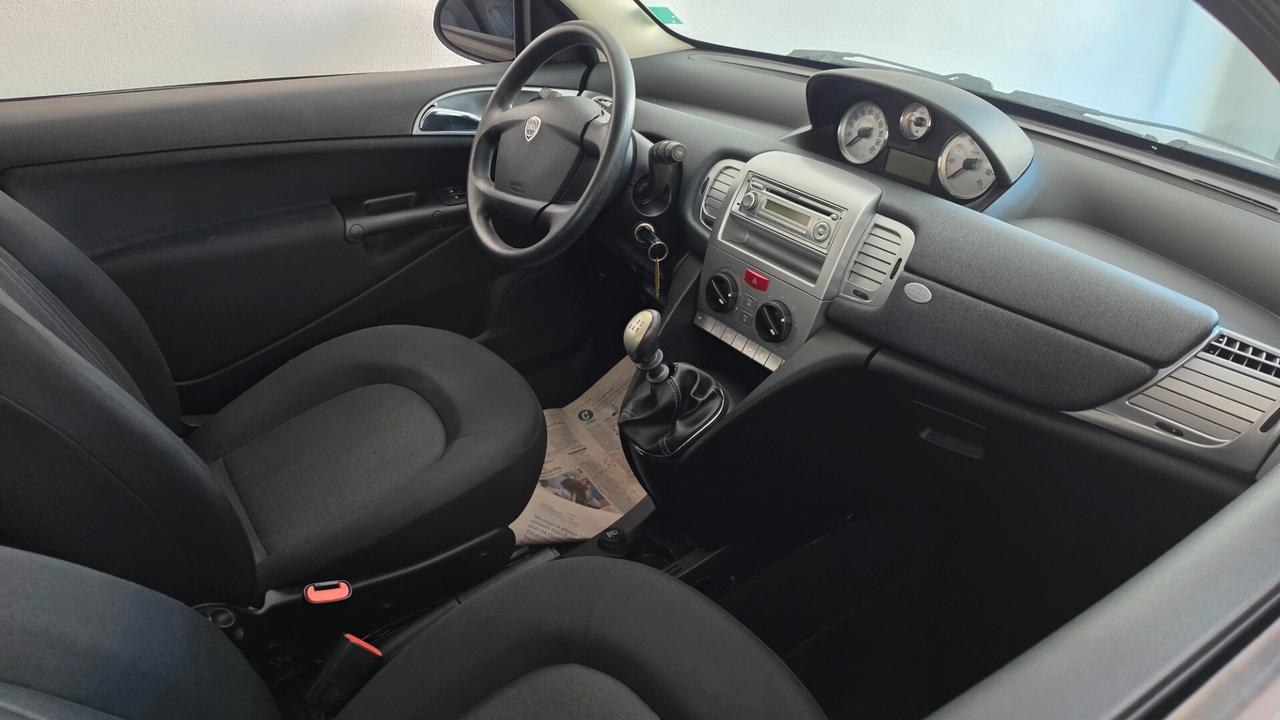 Lancia Ypsilon 1.2 69 B km 58 Mila