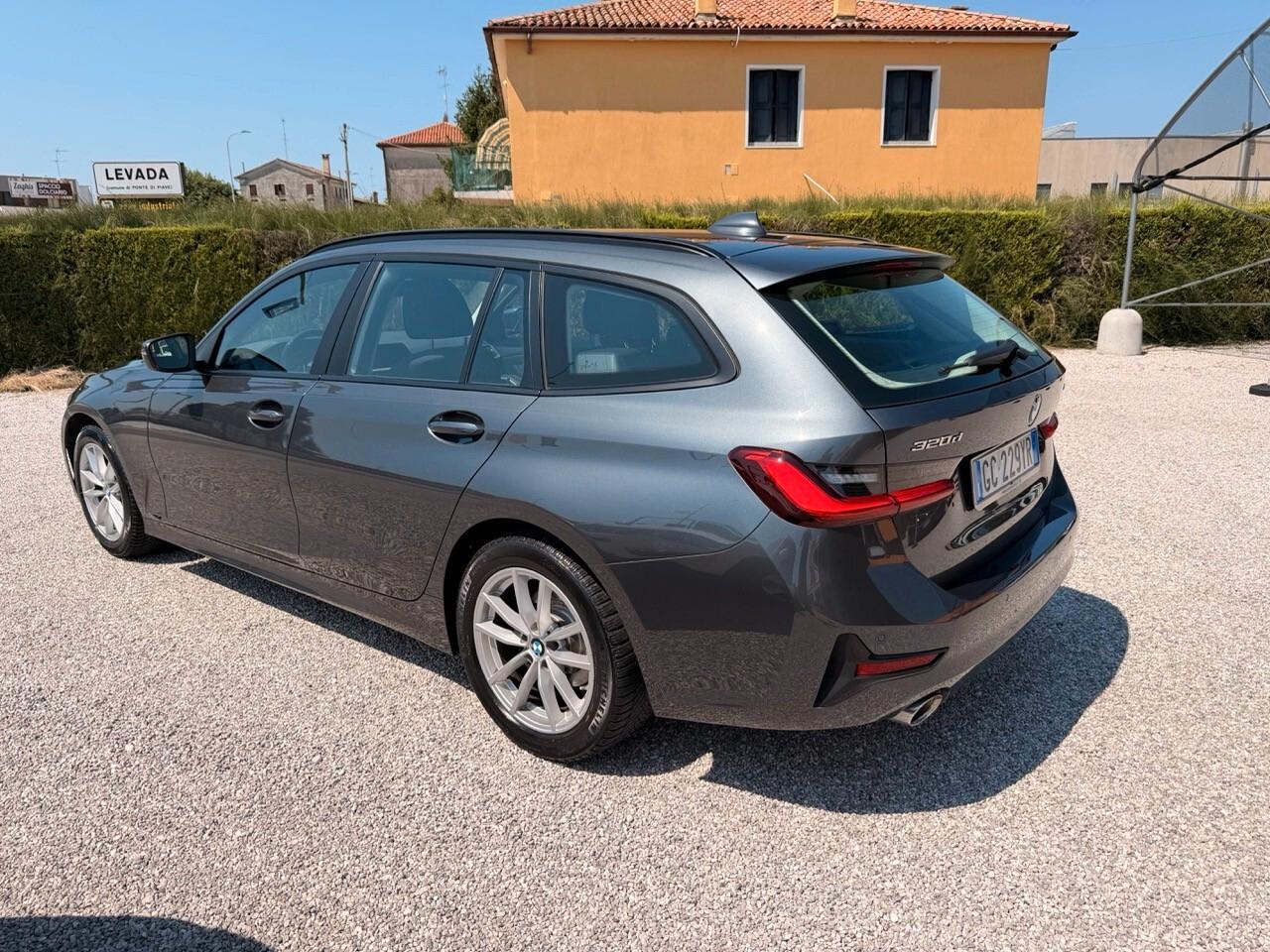 Bmw 320 d Touring mhev 48V Xdrive Business Advantage auto