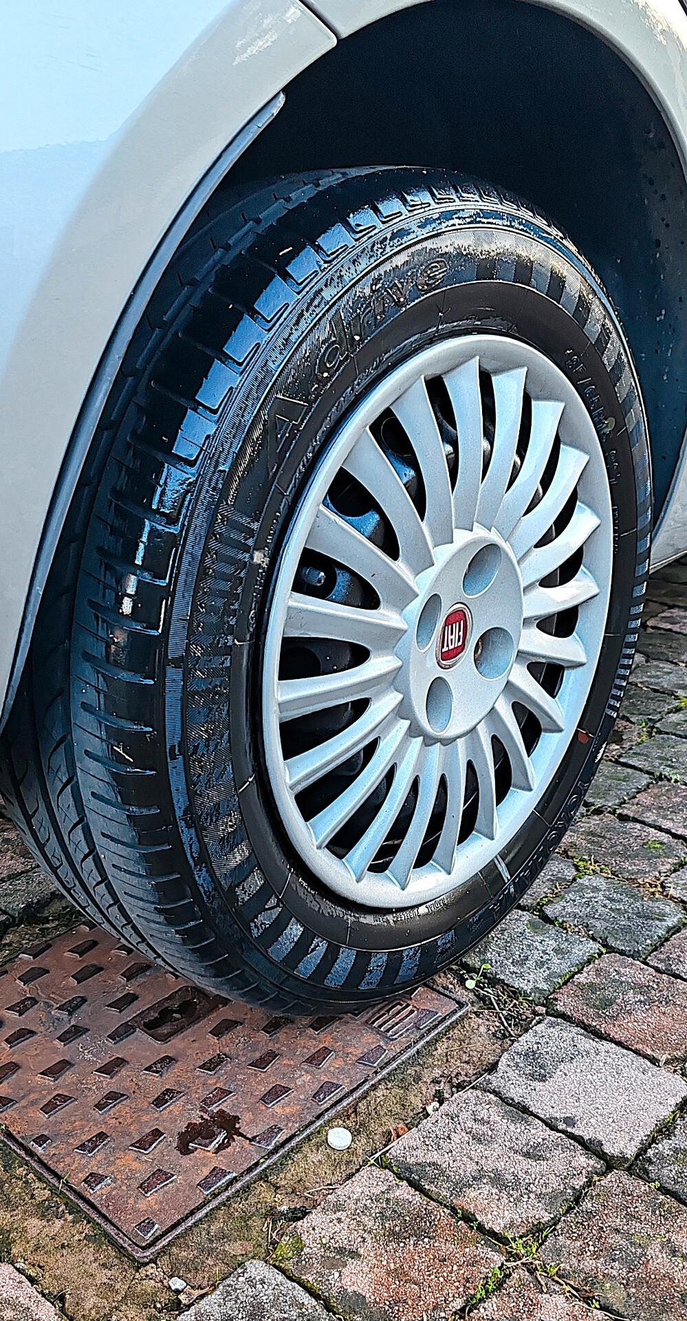 Fiat Punto GPL Lounge 2016 OK NEOPATENTATI