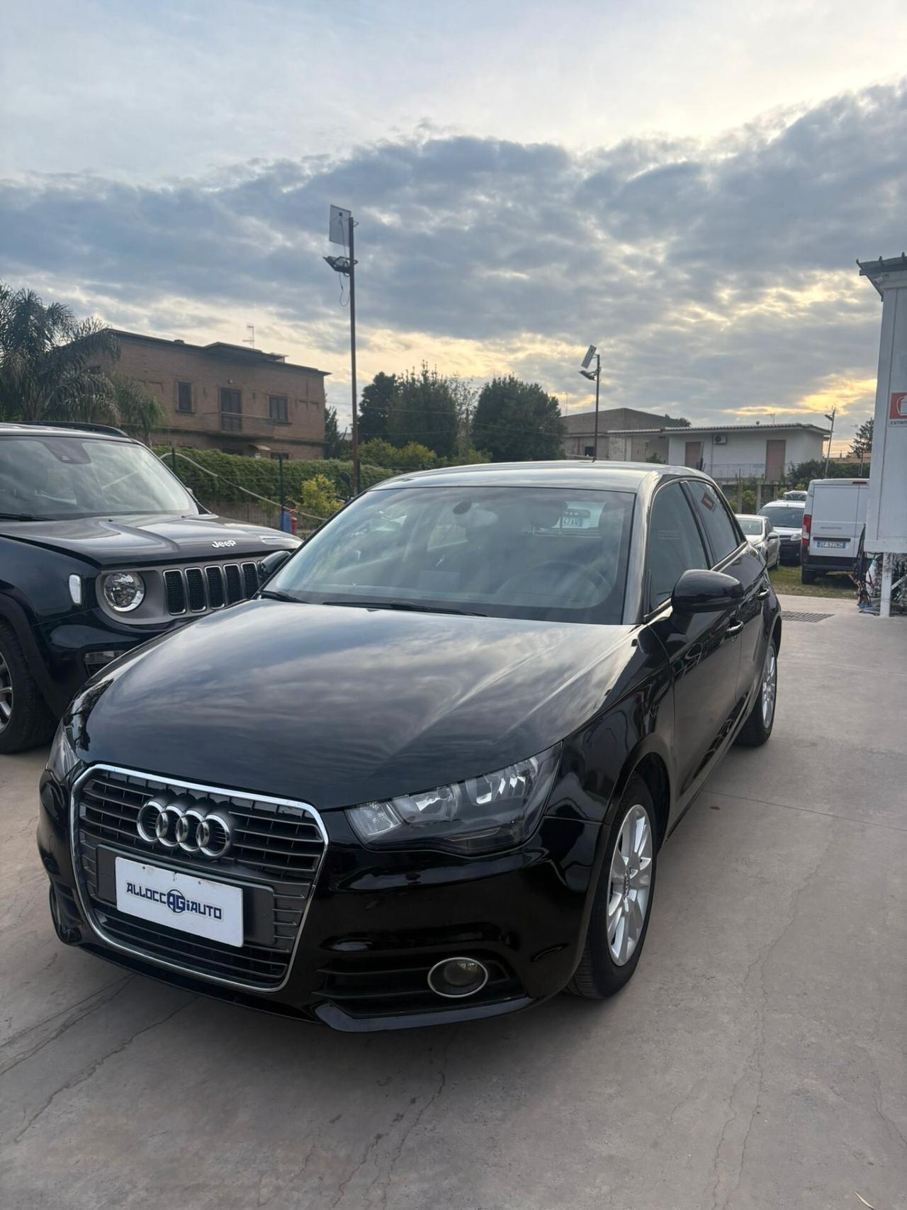 Audi A1 1.6 TDI 5 porte NEOPATENTATI