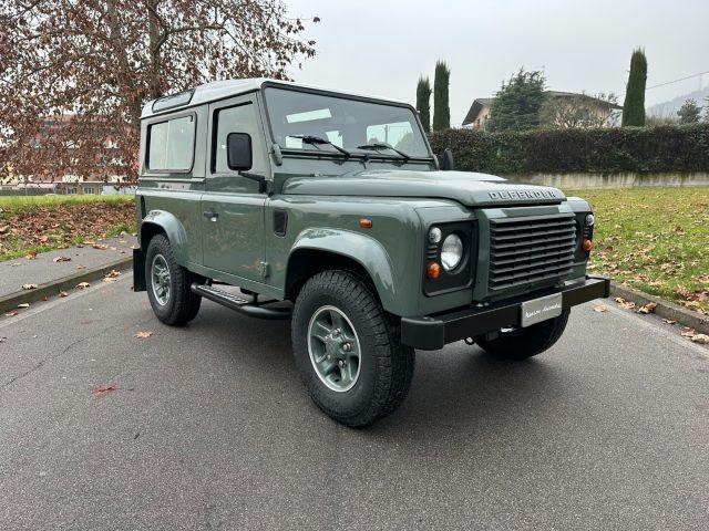 LAND ROVER Defender 90 2.2 TD4 Station Wagon NEOPATENTATI