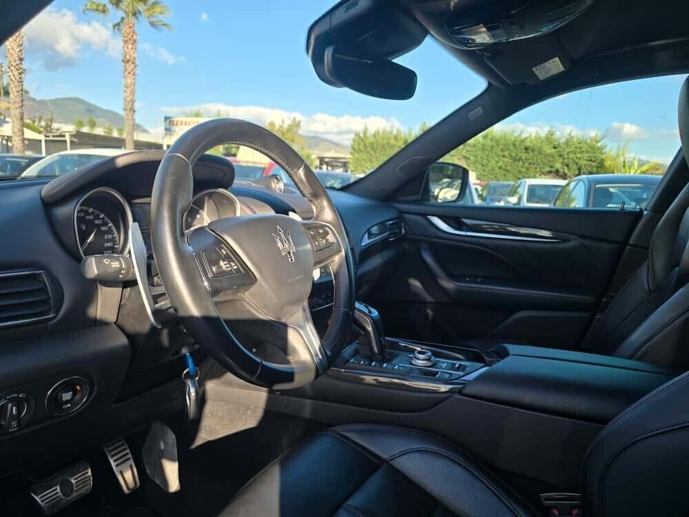 MASERATI LEVANTE 250CV V6 DIESEL AWD GRANSPORT