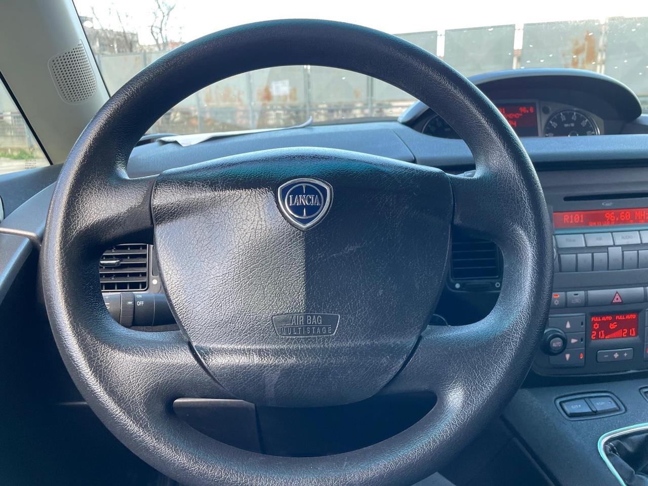 Lancia MUSA 1.3 Mjt 95 CV DFN Diva