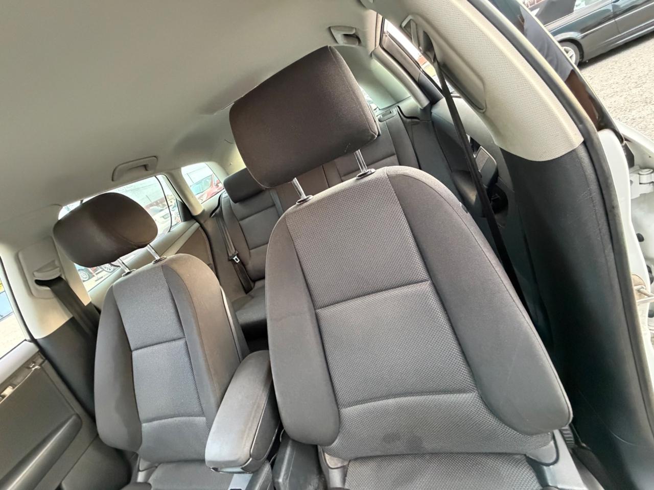 Audi A3 1.6 TDI 105 CV CR Attraction