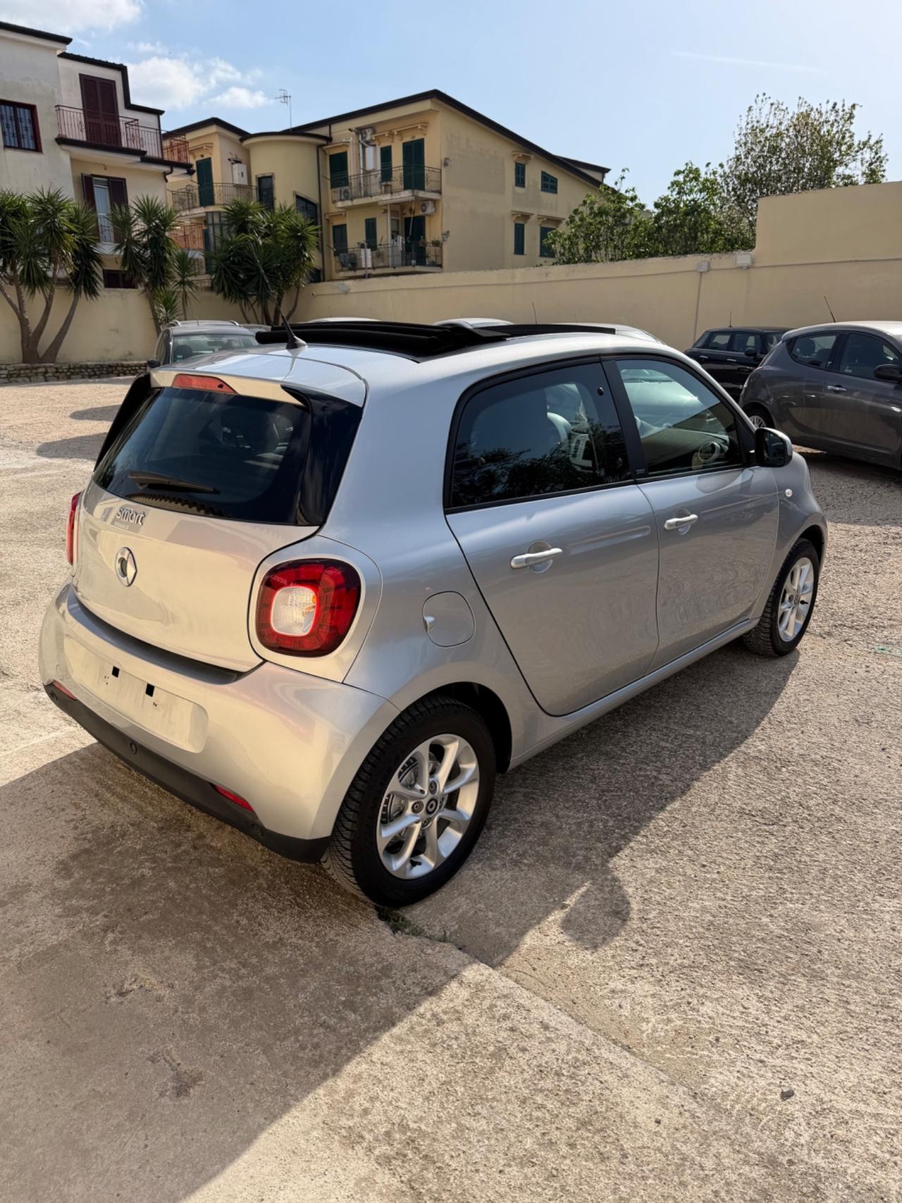 Smart ForFour 70 1.0 Passion