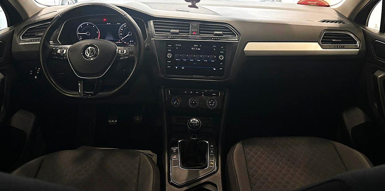 Volkswagen Tiguan 1.6 TDI ** R-LINE** BELLISSIM