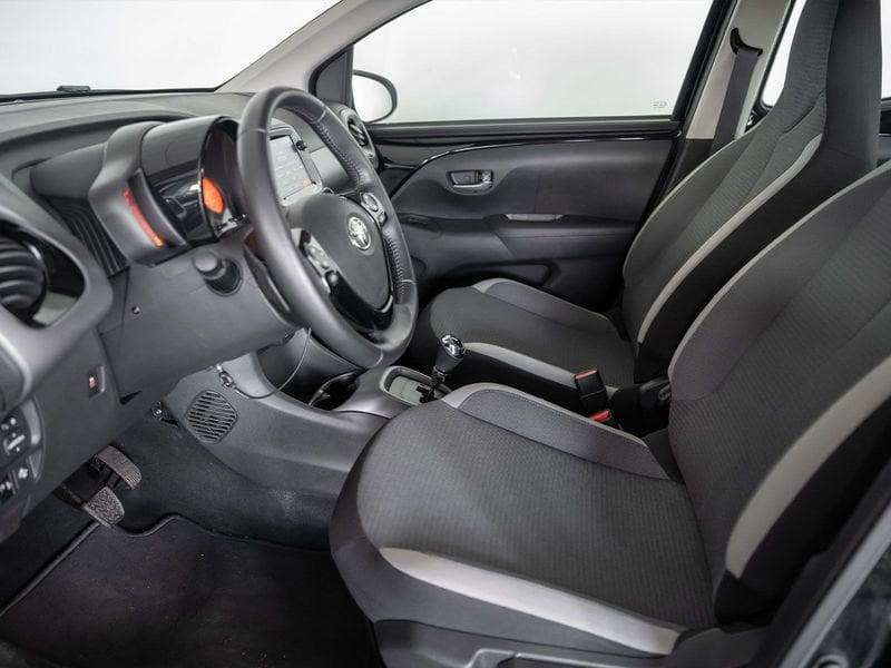 Toyota Aygo Aygo Connect 1.0 VVT-i 72 CV 5 porte x-play MMT