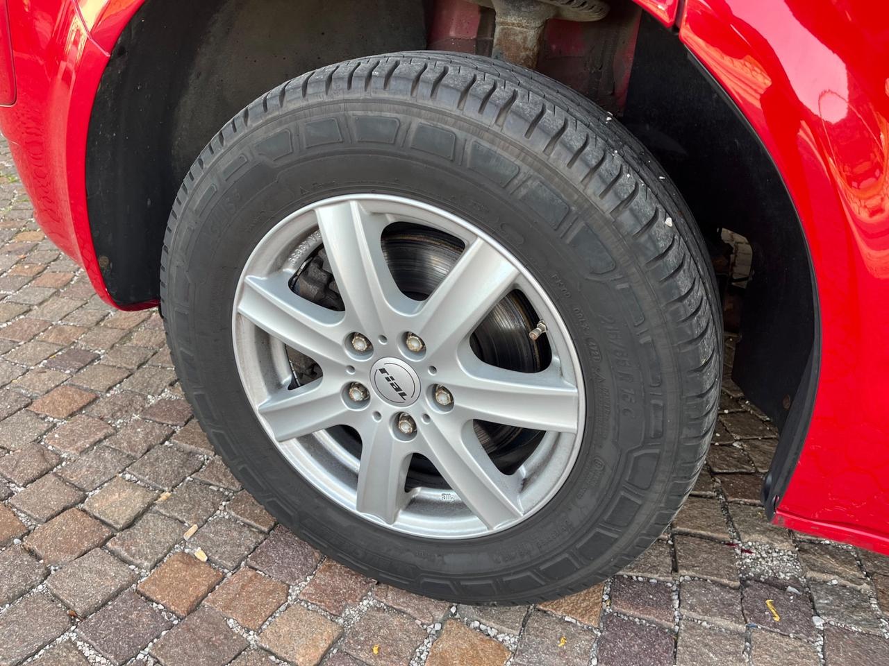 Volkswagen California T5 2.0TDI BEACH AUTOCARAVAN