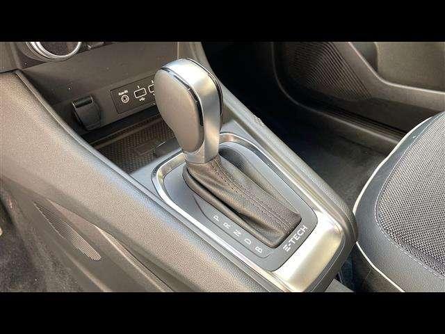 Renault Captur 1.6 E-TECH Hybrid Intens Auto 145cv