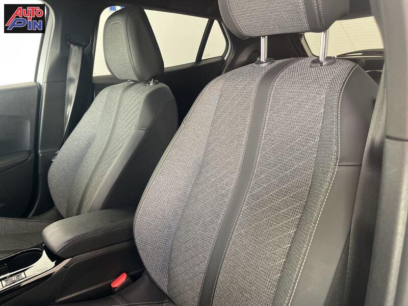 Peugeot 2008 2008 PureTech 130 S&S EAT8 Allure