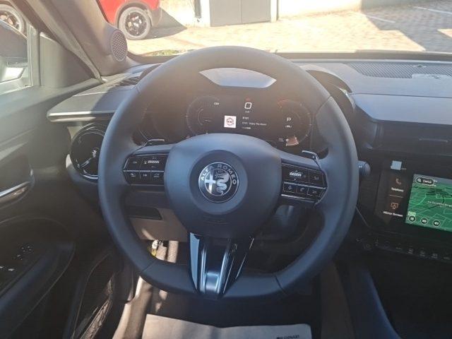 ALFA ROMEO Junior 1200 HYBRID 145CV AUT