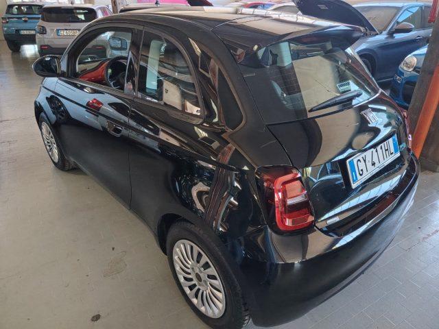 FIAT 500e Berlina 42 kWh Red