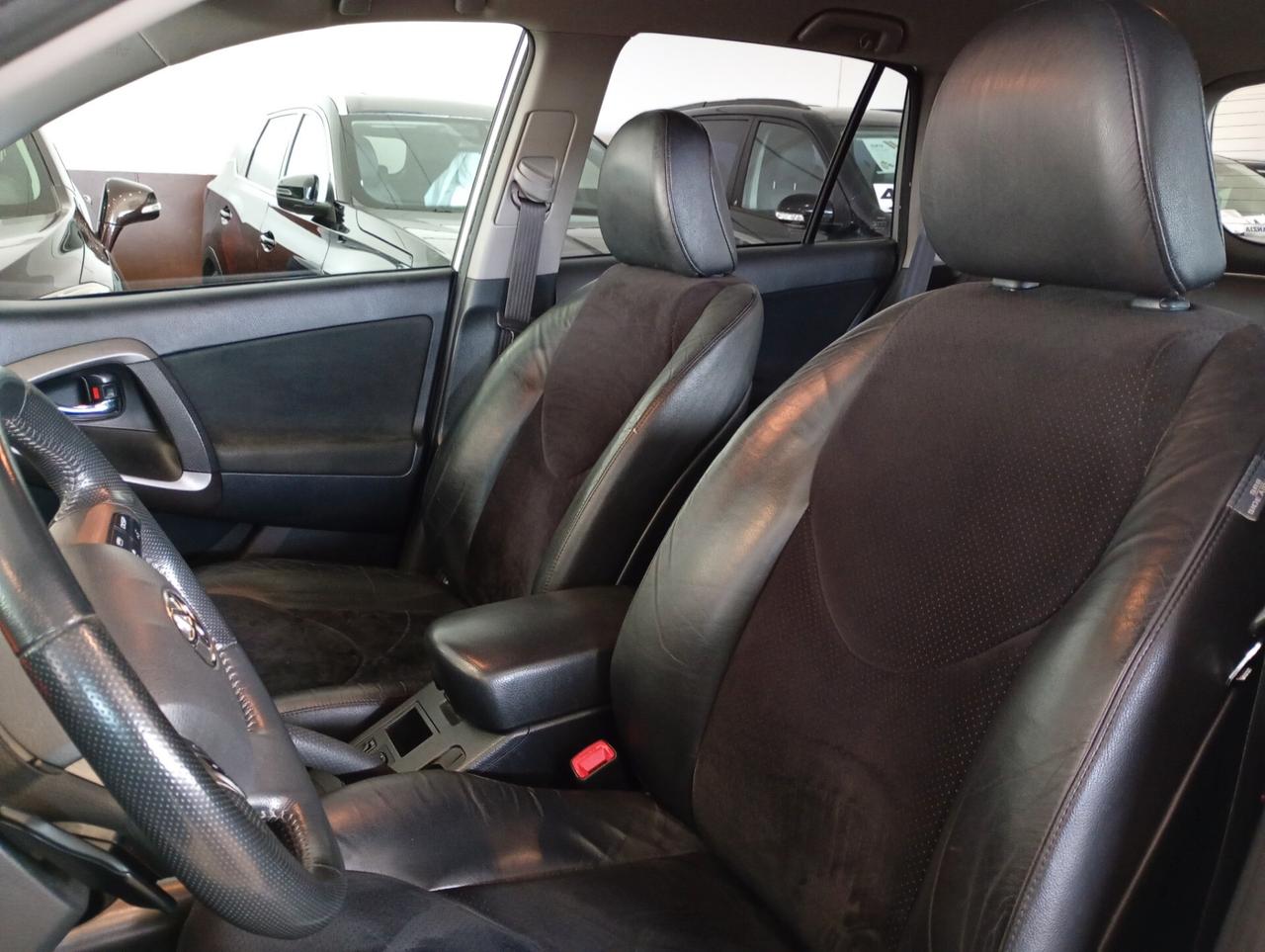 Toyota RAV 4 RAV4 Crossover 2.2 D-Cat A/T 150 CV Executive