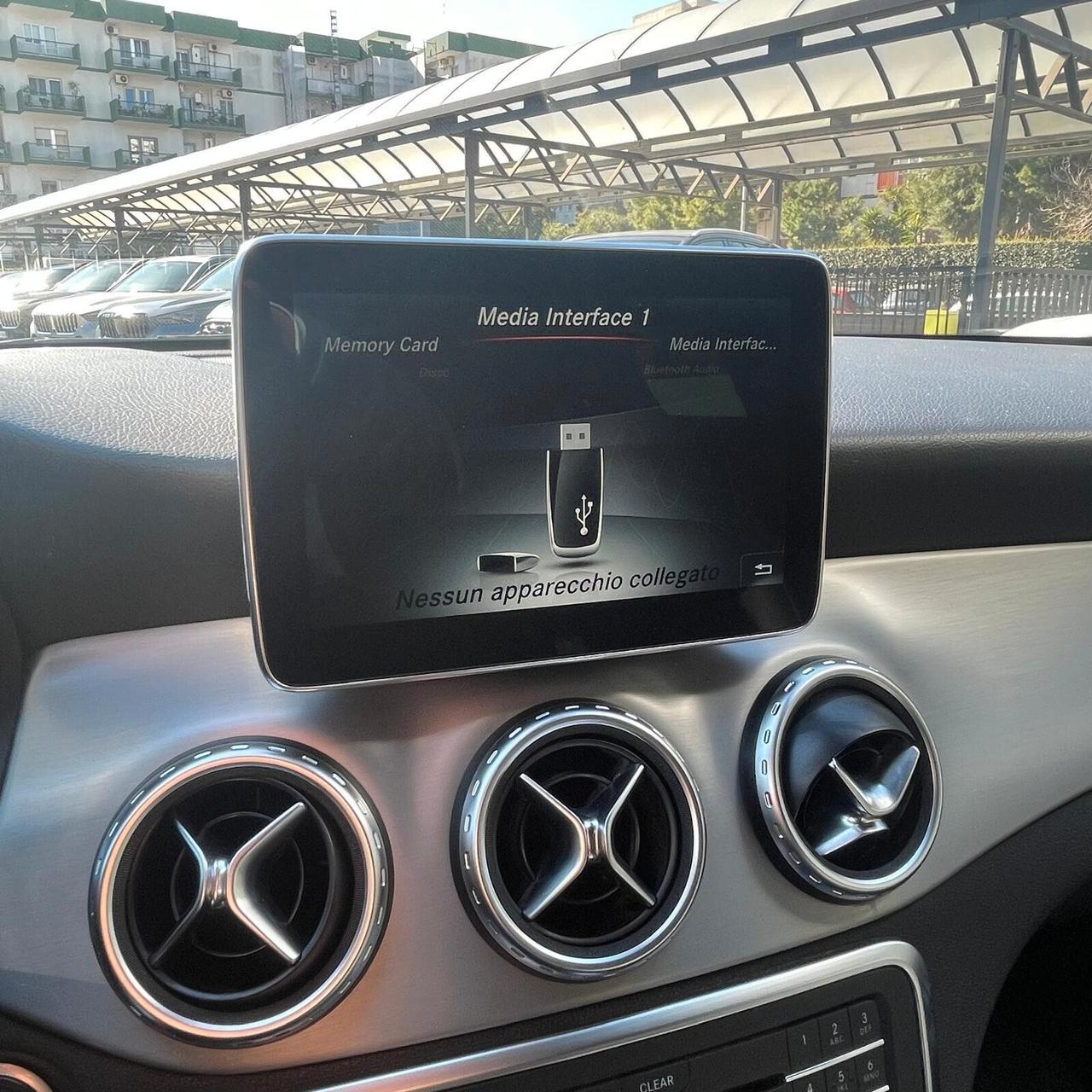 Mercedes-benz GLA 200 d Automatic Premium