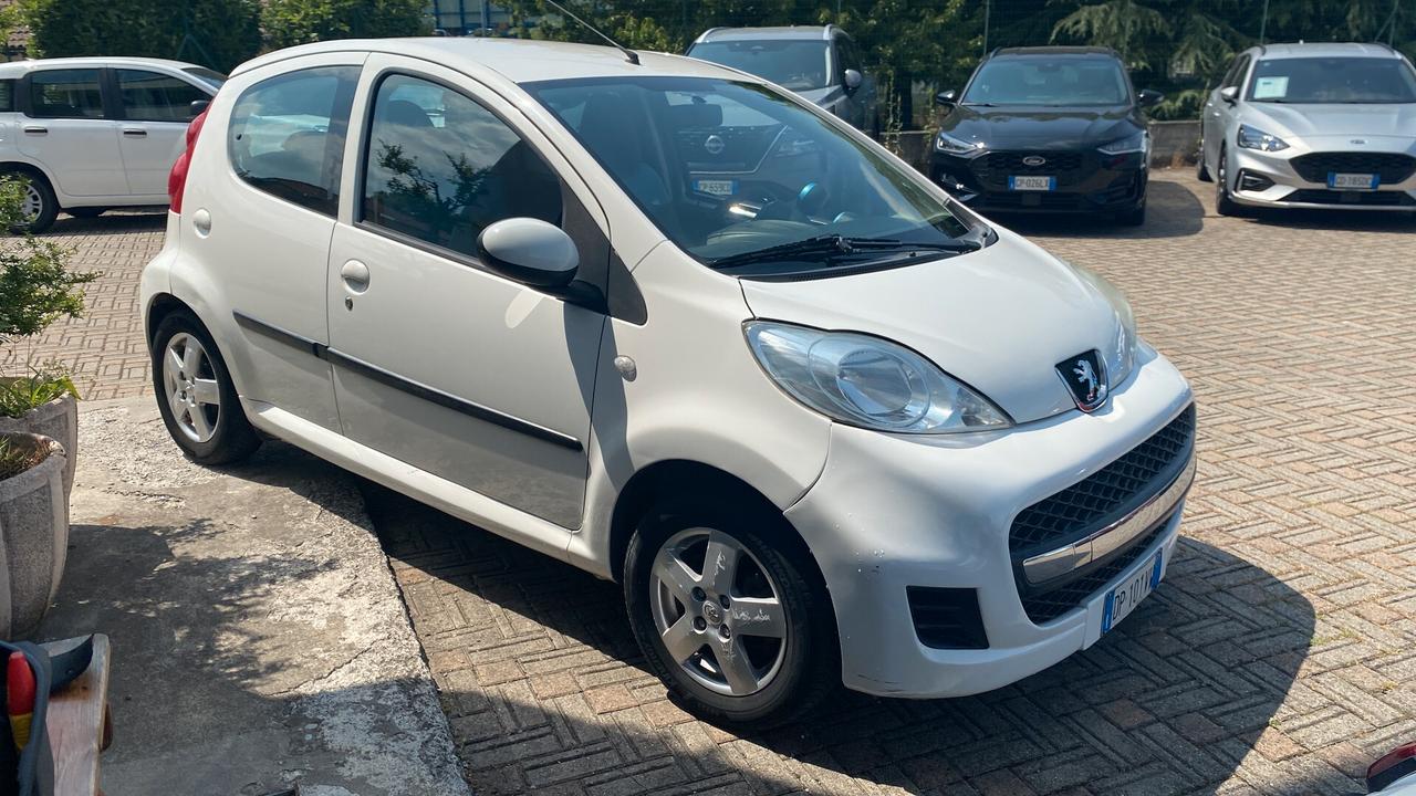 Peugeot 107 1.0 68CV 5p. Urban Move