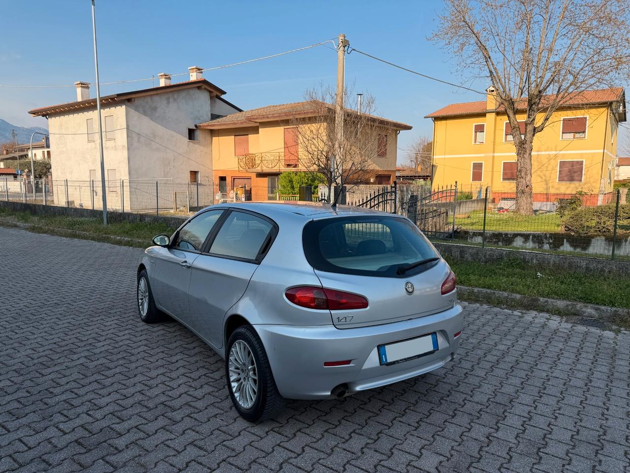 Alfa147 1.9 JTD 5 porte Ok Neopatentati