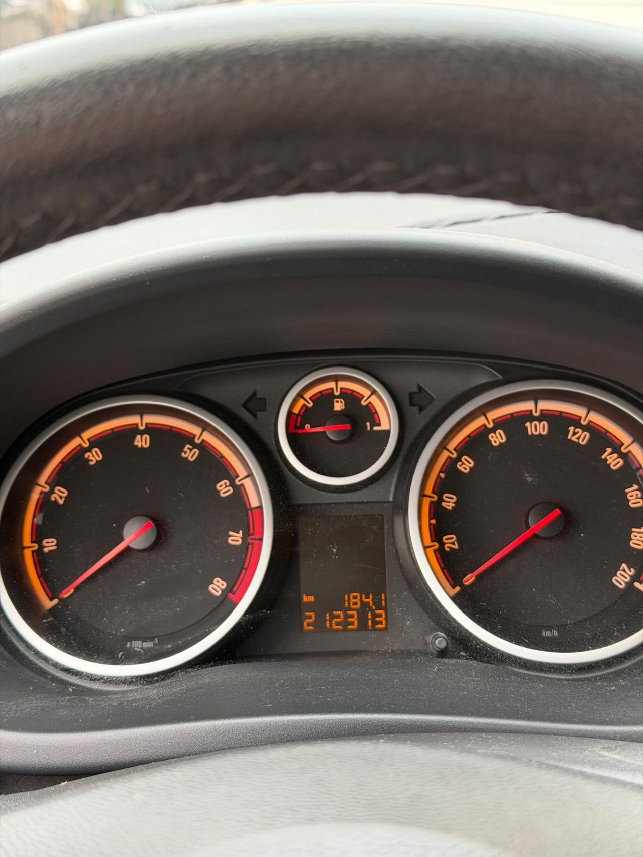 Opel Corsa 1.2 3 porte - Neopatentati - Revisionata