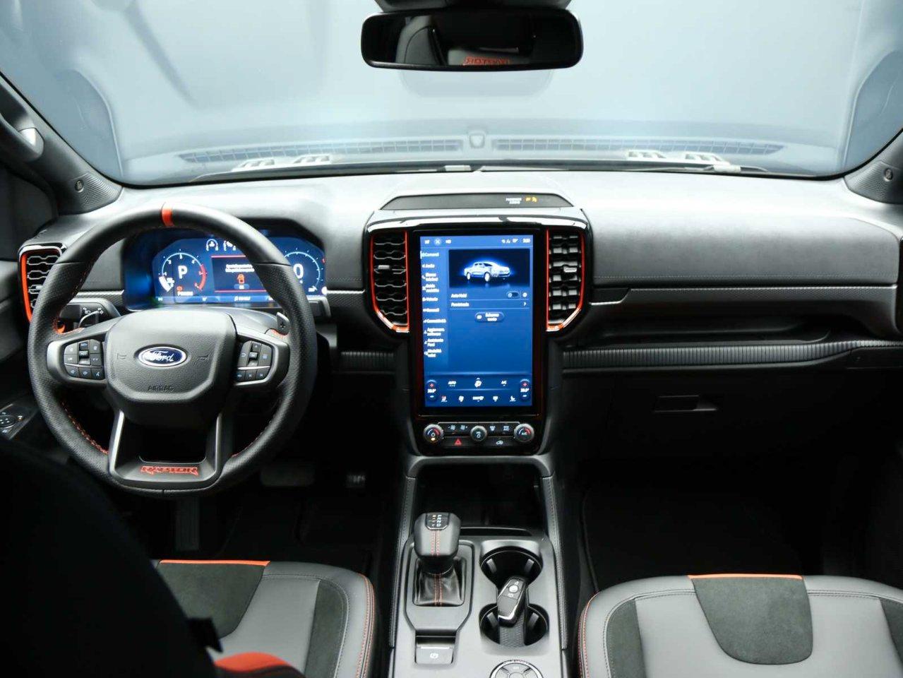 Ford Ranger Raptor 2.0 ecoblue 210cv auto pronto disponibile con due versione di colori