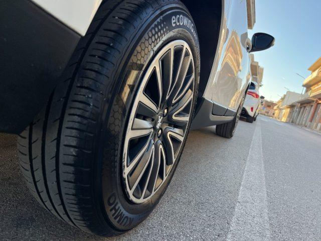 PEUGEOT 2008 1.2 82CV Active