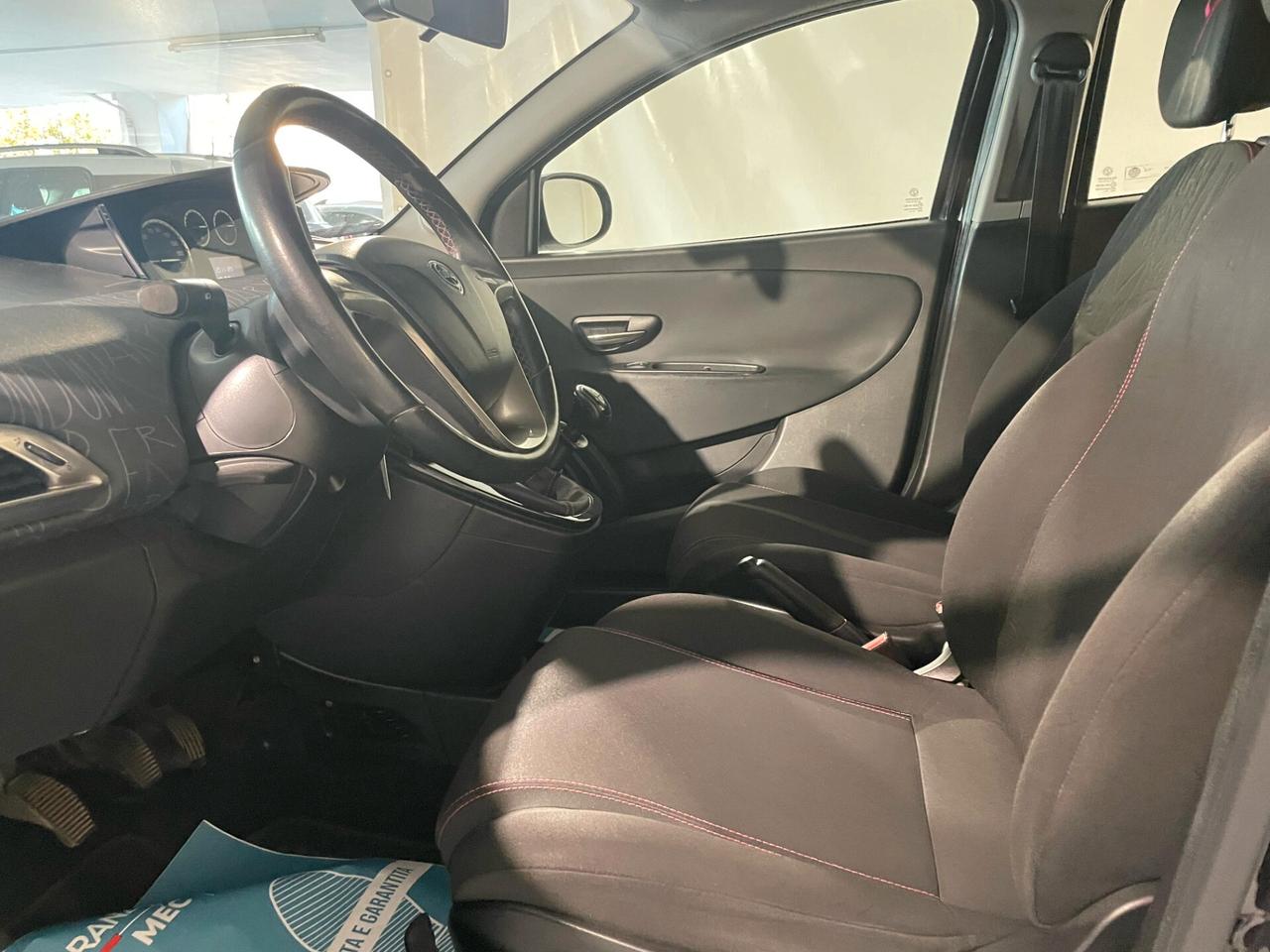 Lancia Ypsilon 0.9 Metano Ecochic NEOPATENTATI