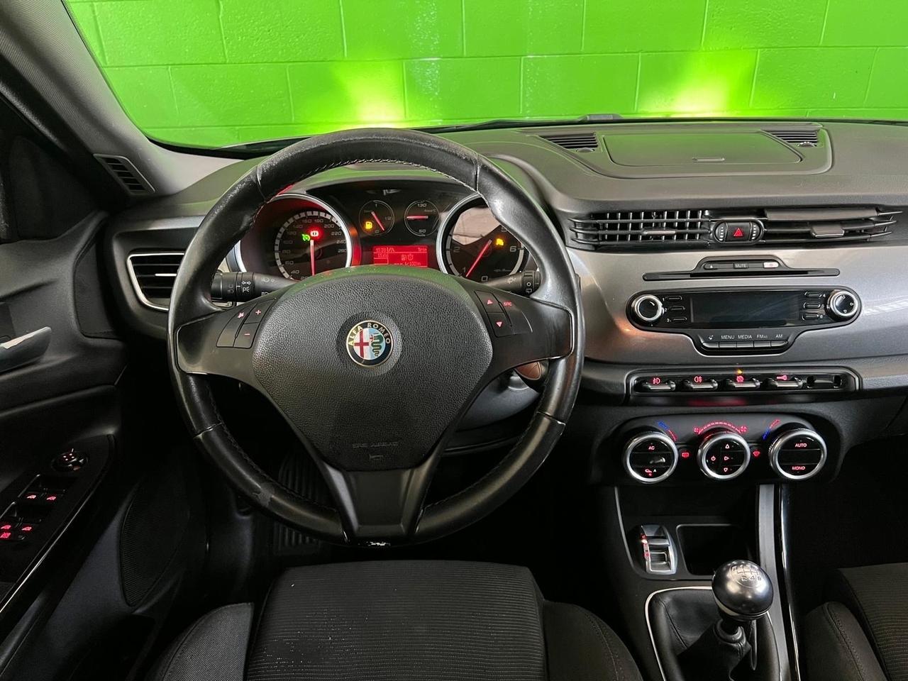 Alfa Romeo Giulietta 1.6 JTDm-2 105 CV Exclusive