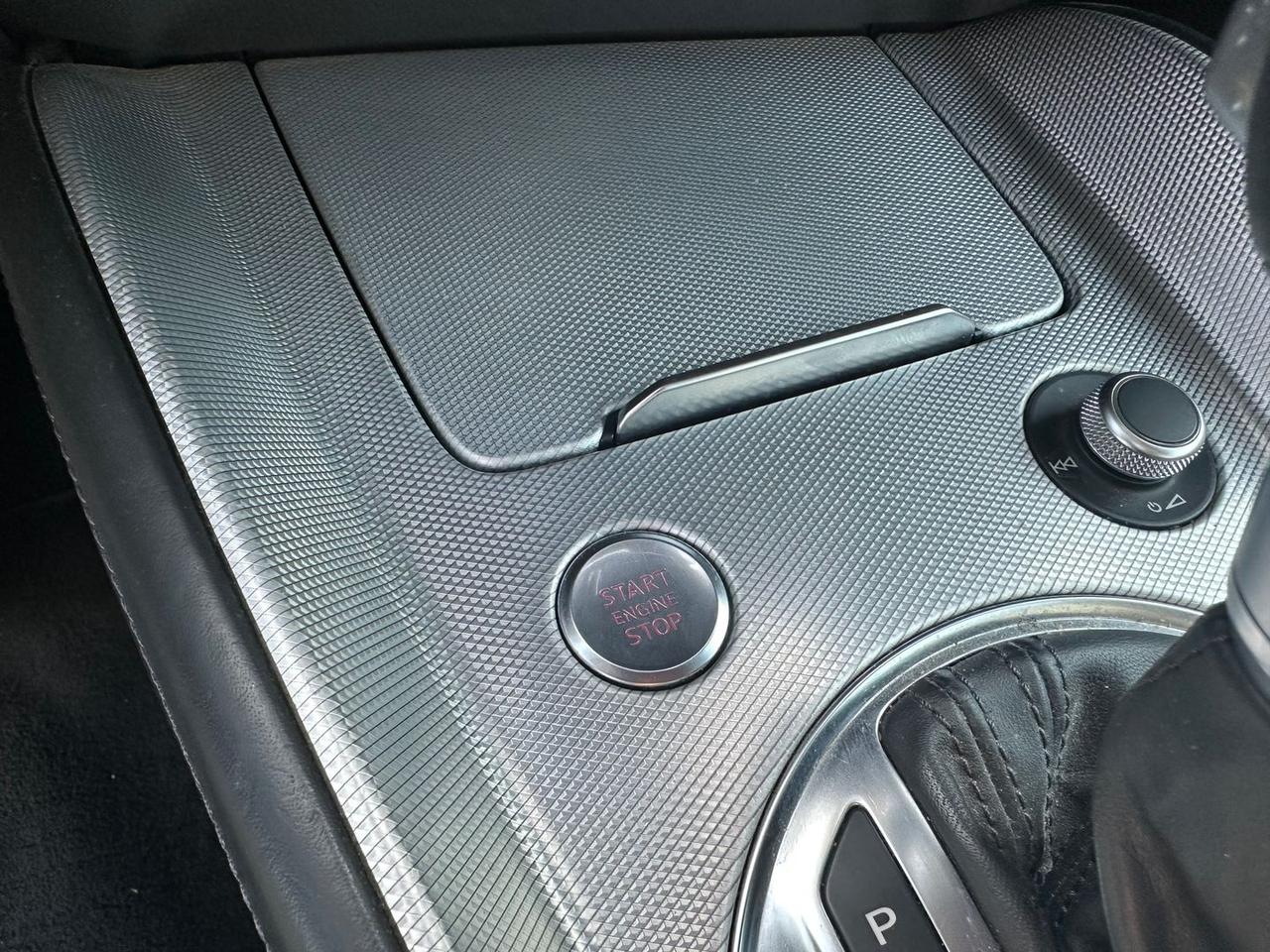 Audi TT S Line 2.0 TFSI #8773