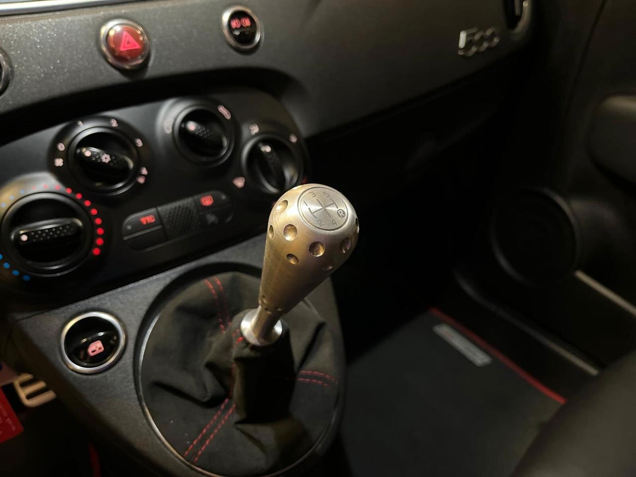 Abarth 595 1.4 Turbo T-Jet 180 CV Esseesse