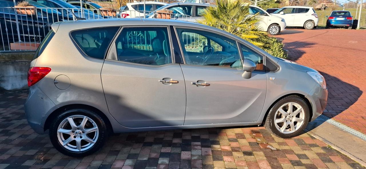 Opel Meriva 1.7 CDTI 130CV Cosmo