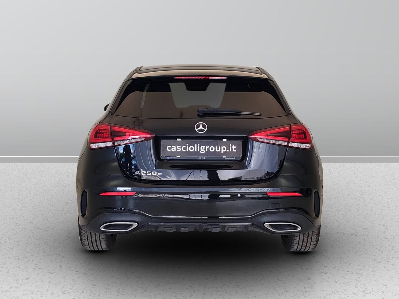 Mercedes-Benz Classe A - W177 2018 - A 250 e phev (eq-power) Premium Plus edition auto