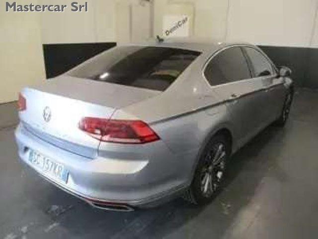 VOLKSWAGEN Passat Berlina 2.0 tdi SCR Executive 190cv dsg - GC157KR