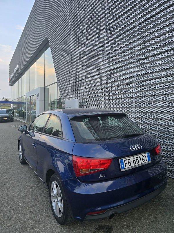 Audi A1 A1 1.0 tfsi ultra Metal Plus 95cv