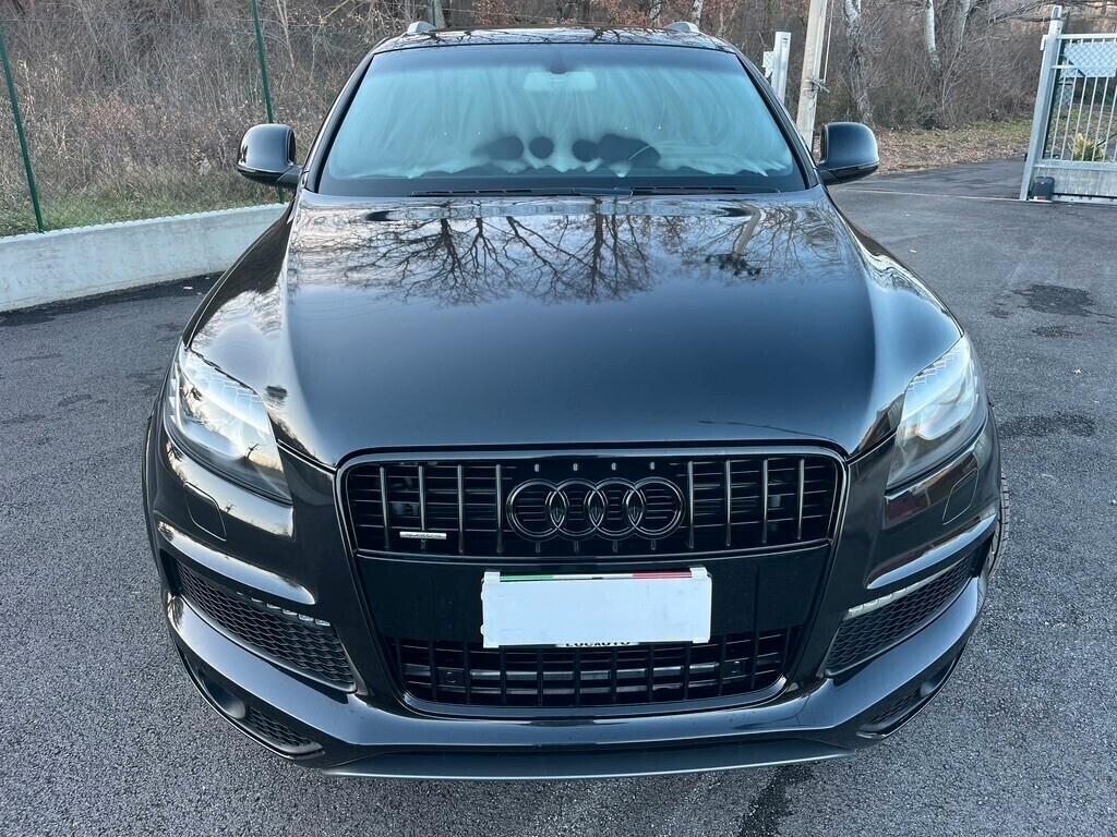 Audi Q7 3.0 V6 TDI 233CV quattro tiptronic S-LINE