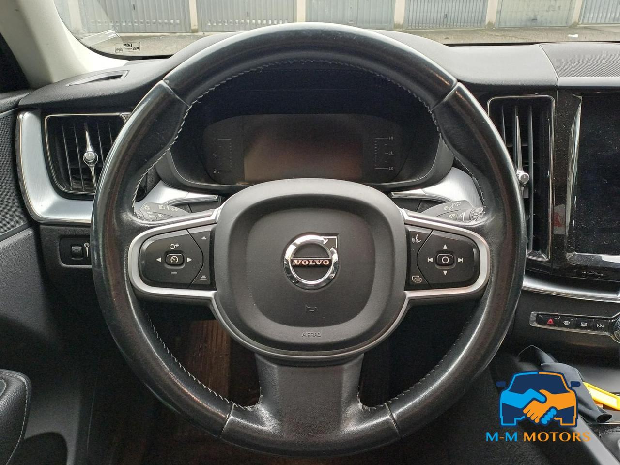 Volvo XC60 2.0 d4 Business awd geartronic my18