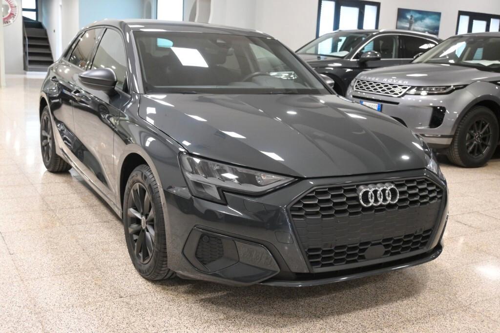 AUDI A3 SPORTBACK 30 TDI 115CV 6M. ATTRACTION ( FARI LED - VIRTUAL COCKPIT - ADAPTIVE CRUISE - NAVI - MIRROR - CLIMA BIZONA - PARK ASSIST - TELECAMERA POST. )