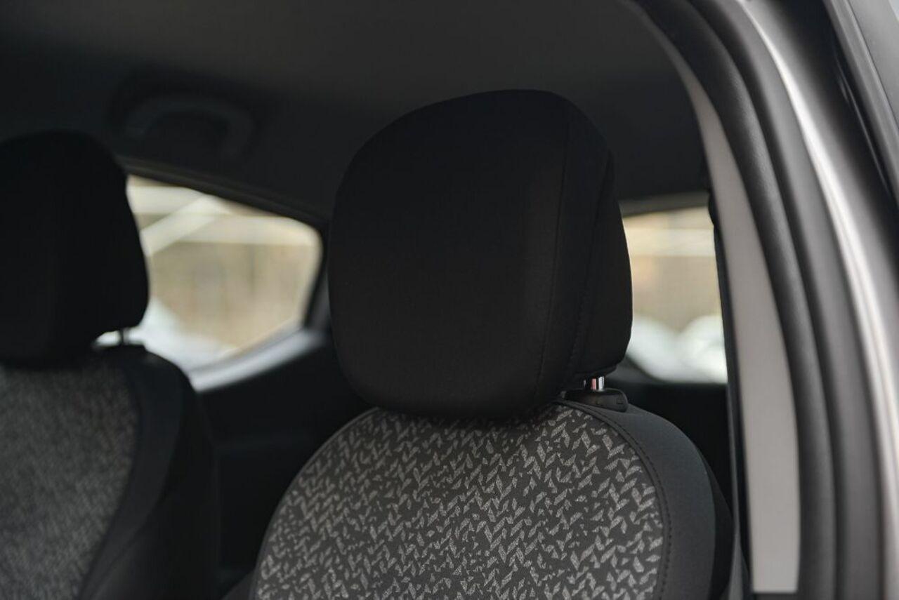 LANCIA Ypsilon III 2021 - Ypsilon 1.0 firefly hybrid Silver s&s 70cv