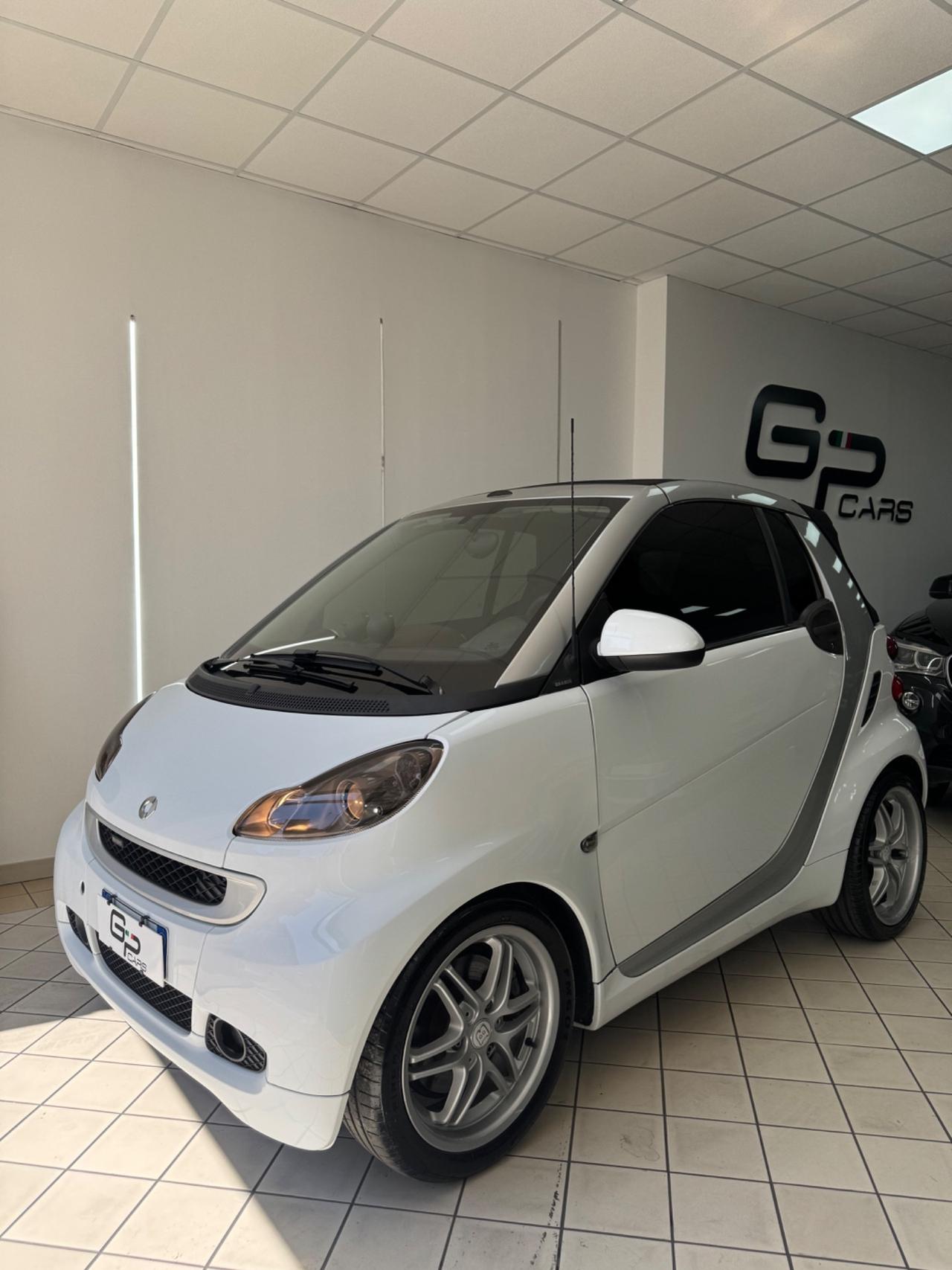 Smart ForTwo 1000 75 kW cabrio BRABUS