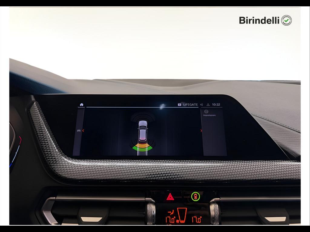 BMW Serie 1 (F40) - 118d 5p. Msport