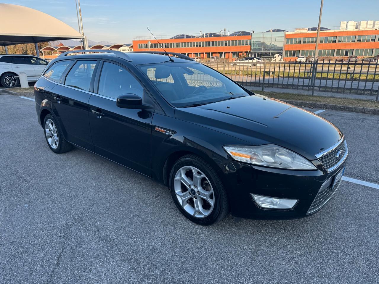 Ford Mondeo SW Titanium 2.0 TDCi Automatica 140CV