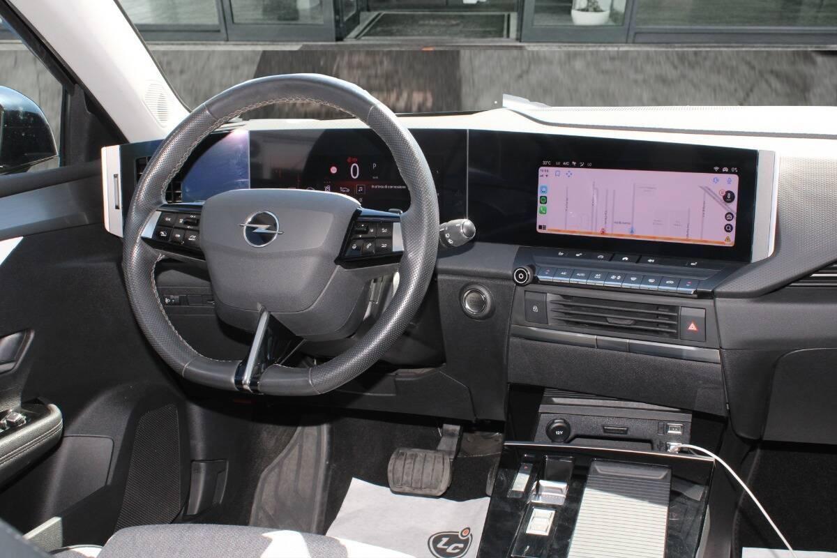 Opel Astra 1.2 t Elegance 130cv AUTOMATICA e Telecamera