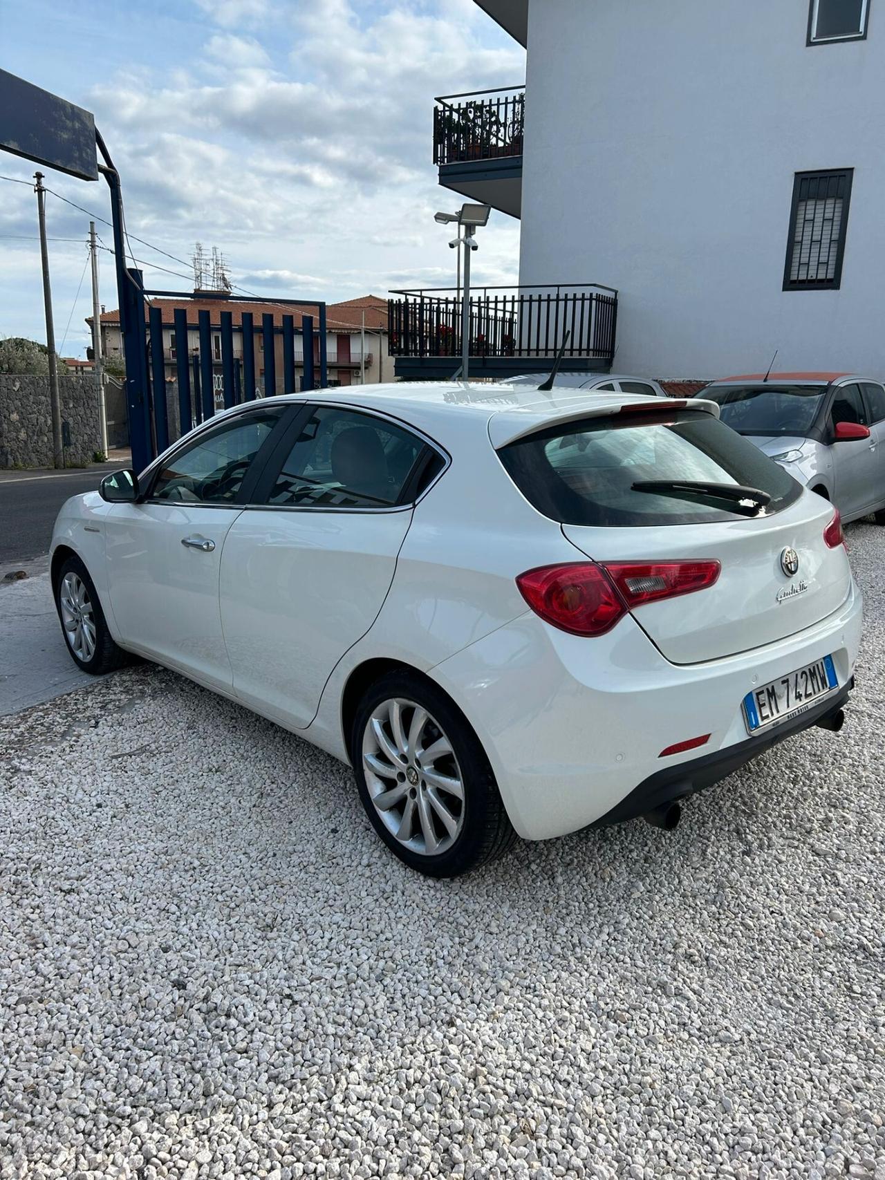 Alfa Romeo Giulietta 2.0 JTDm-2 140 CV Exclusive