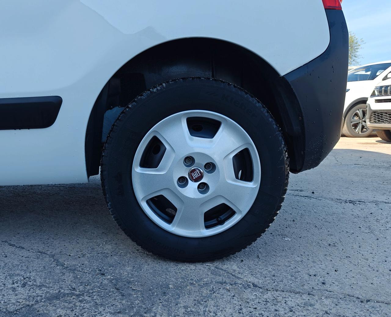 Fiat Fiorino 1.3 MJT Cargo SX 95CV